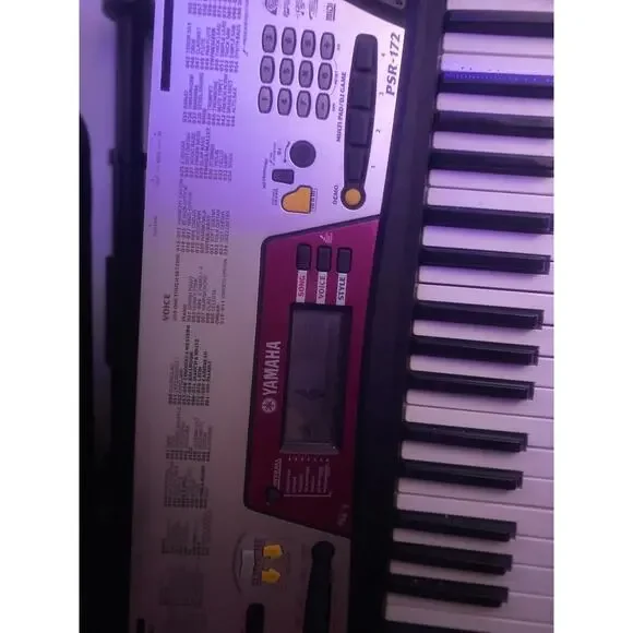YAMAHA Piano Keyboard